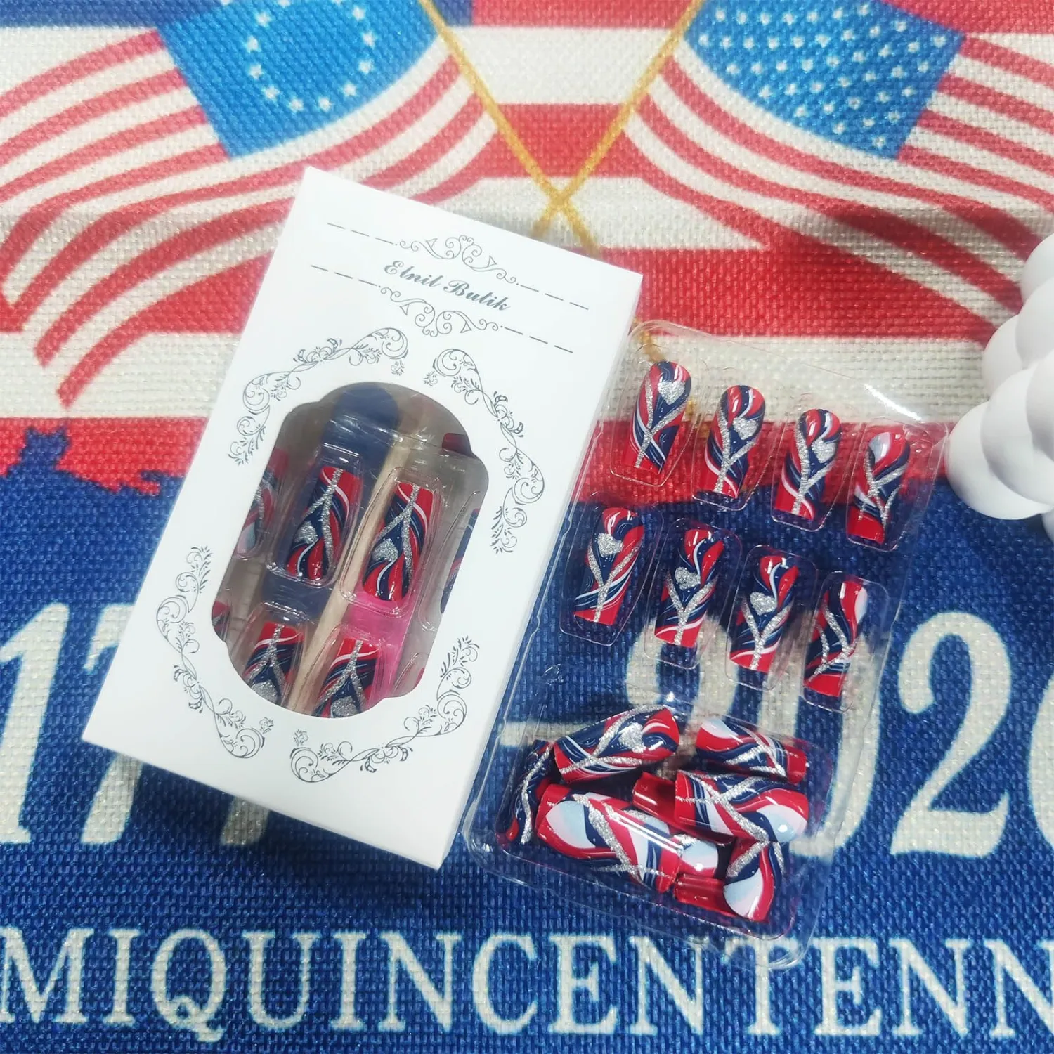 American Flag Acrylic Fake Nail 24Pcs 4th of July Press on Nails Patriotic Gel Glue on Nail Fourth of July Short Square False Nails Glossy Love Heart Stick on Fingernails for Independence Day Gift