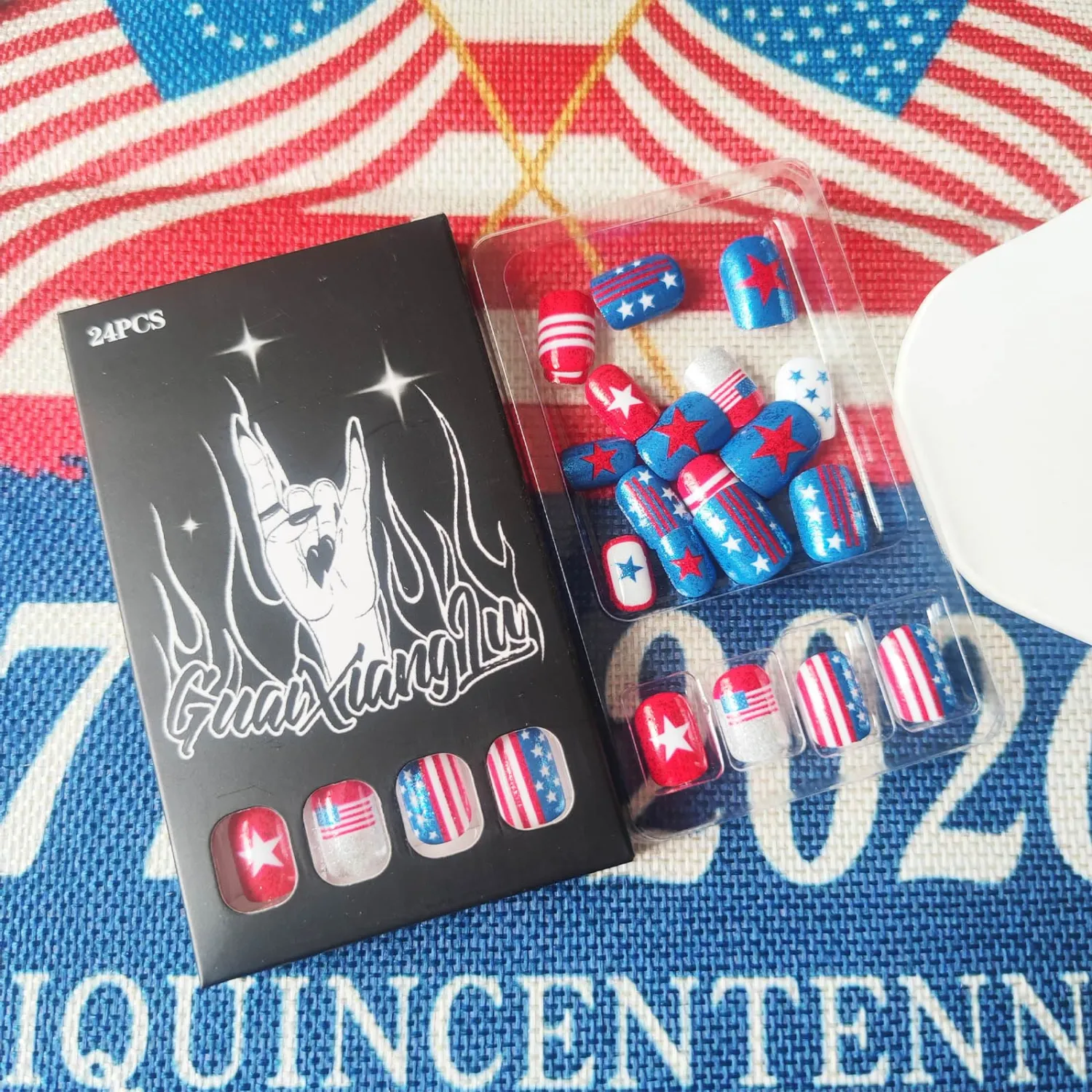 Fourth of July Short Square False Nails American Flag Acrylic Fake Nail 24Pcs 4th of July Press on Nails Glossy Blue Stars Stick on Fingernails Patriotic Gel Glue on Nail for Independence Day Gift