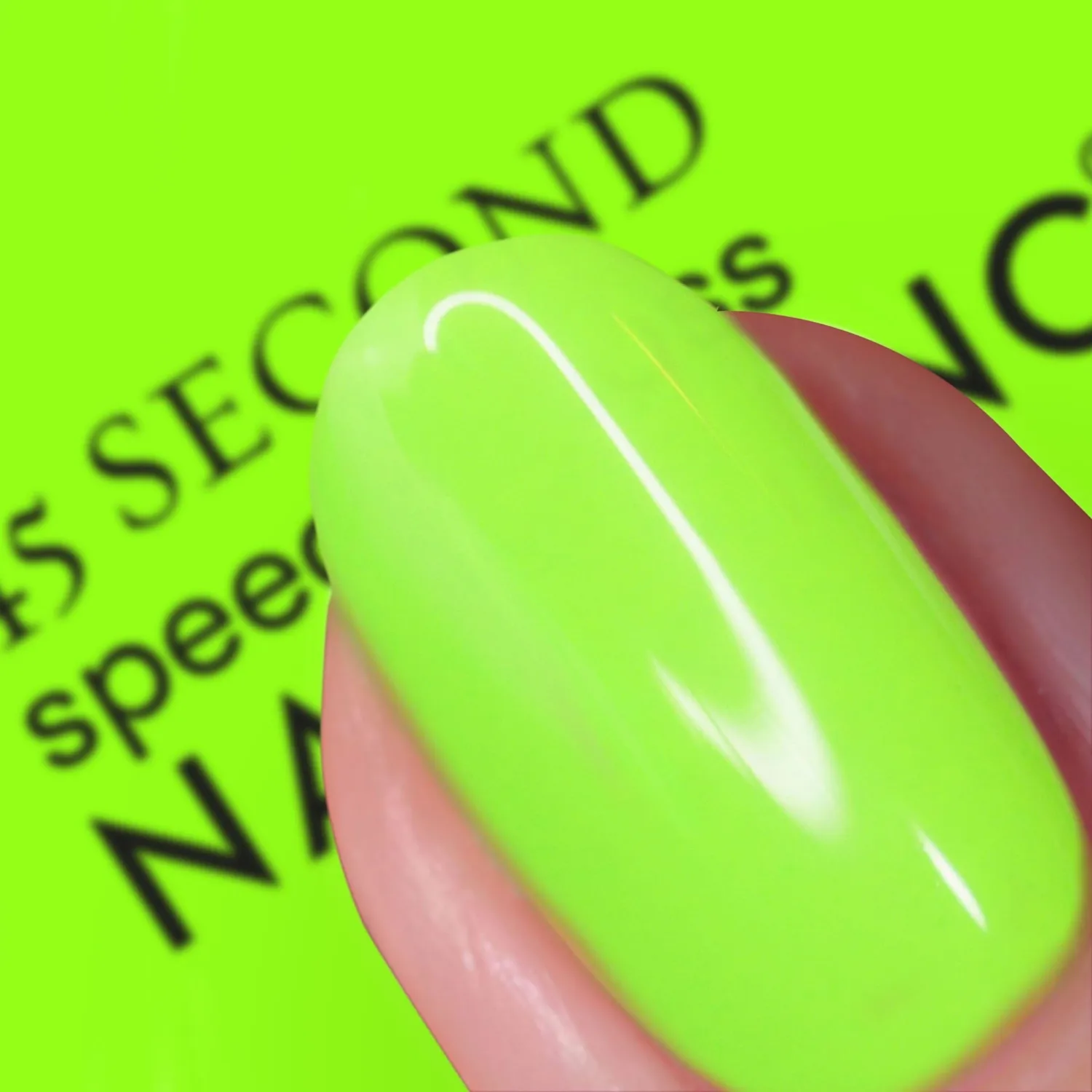 Nails Inc 45 Second Speedy Gloss, Daisy, Green, Neon, Glossy, No Chip, Long Lasting, Quick Dry, Air Dry, Professional Manicures & Pedicures, Fingernails & Toenails, Vegan Nail Polish, 0.47 Fl Oz
