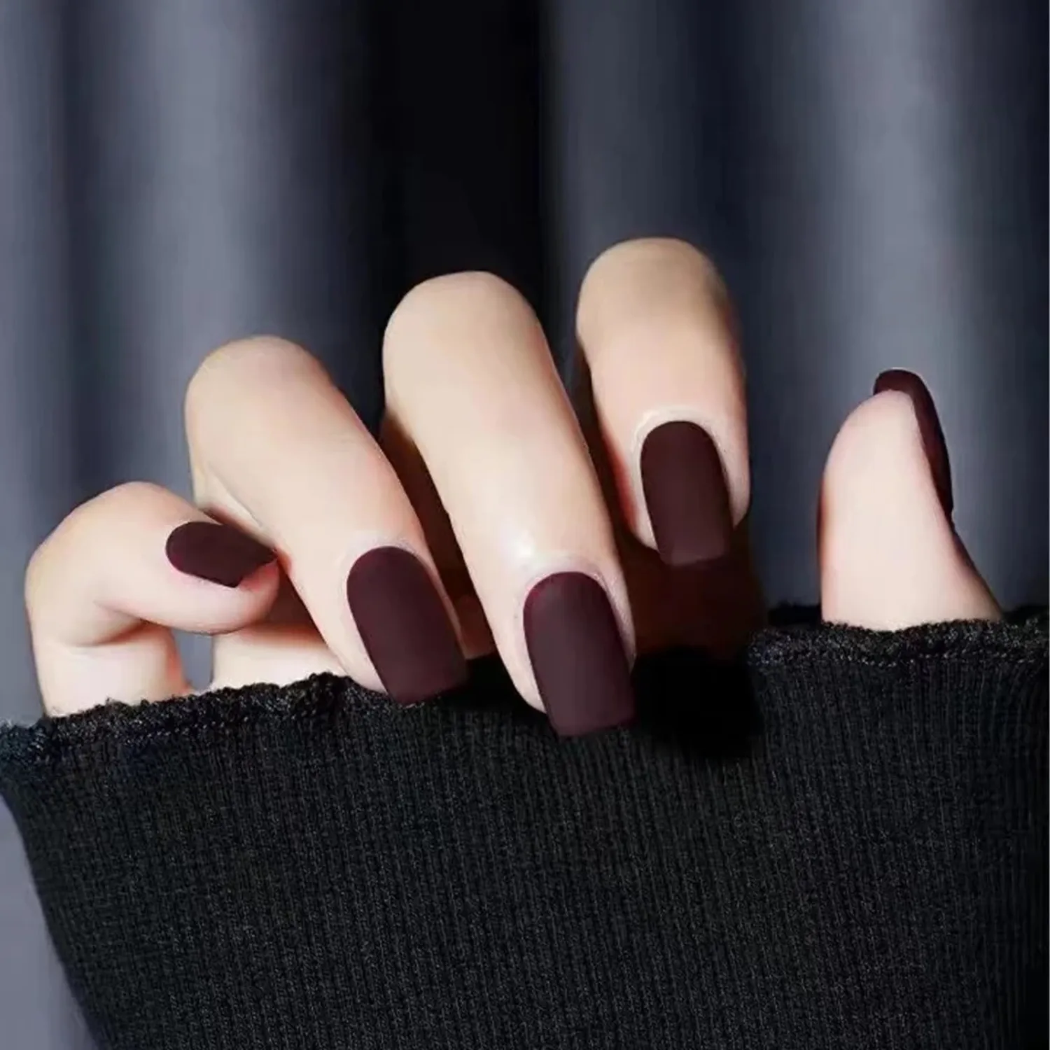 COSMOO Dark Cherry Red Matte Nail Polish, Black Wine Red Quick Dry Nail Lacquer for Nail Art Varnish, Mist Effect Matte Finish Velvet Air Dry Nail Polish-10ml(0.34 fl oz)