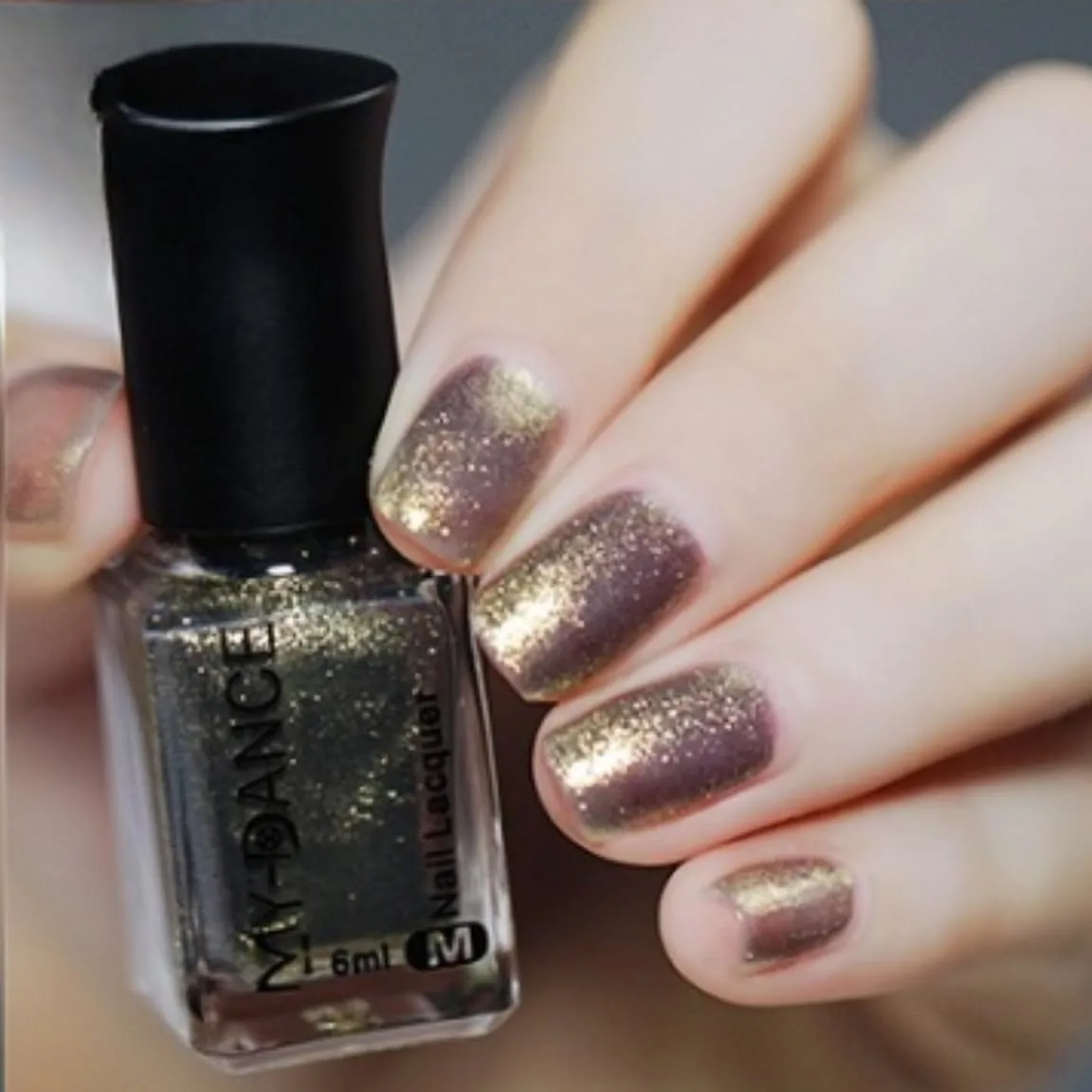 Pearl Champagne Gold Holographic Shimmer Metallic Nail Polish, Long Lasting Quick Dry Nail Lacquer, Shiny Nail Art Polish Air Fast Drying DIY Manicure for Women (002, 6ml)