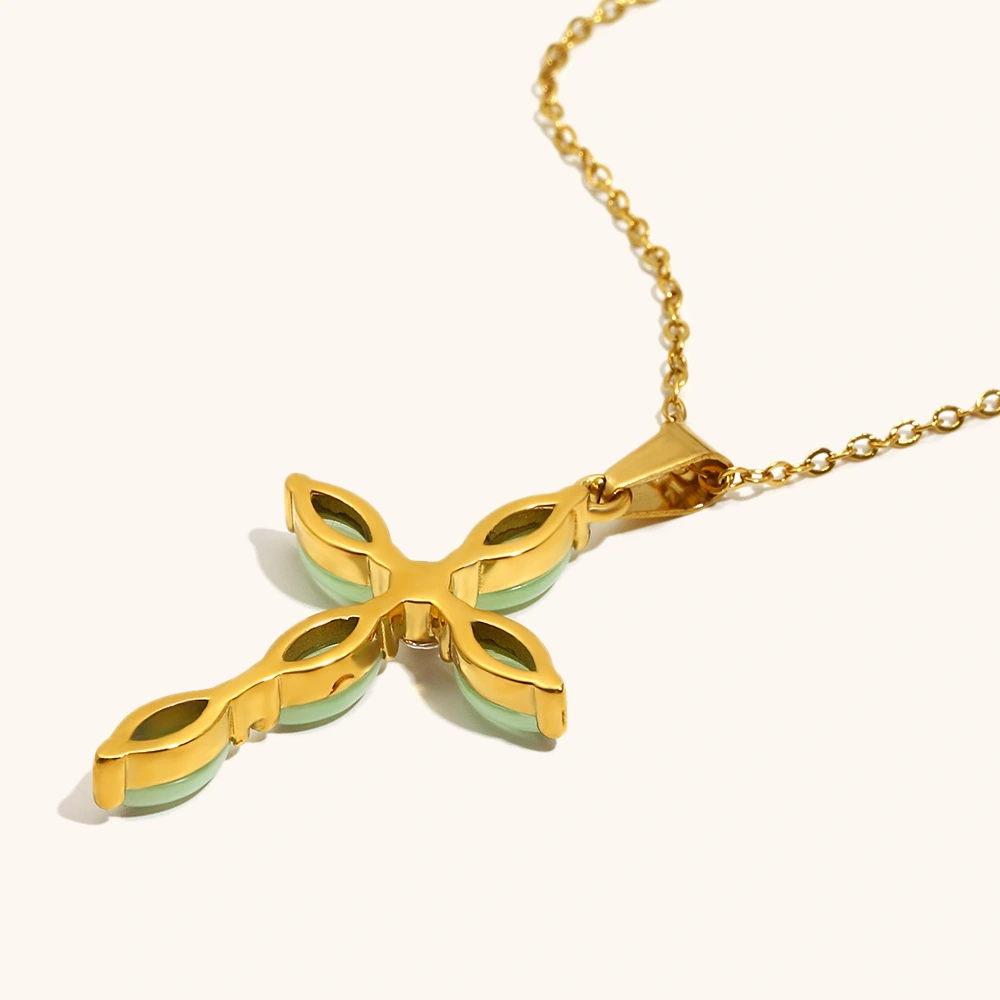 Fashionable Elegant And Unique Pendant Necklace For Women