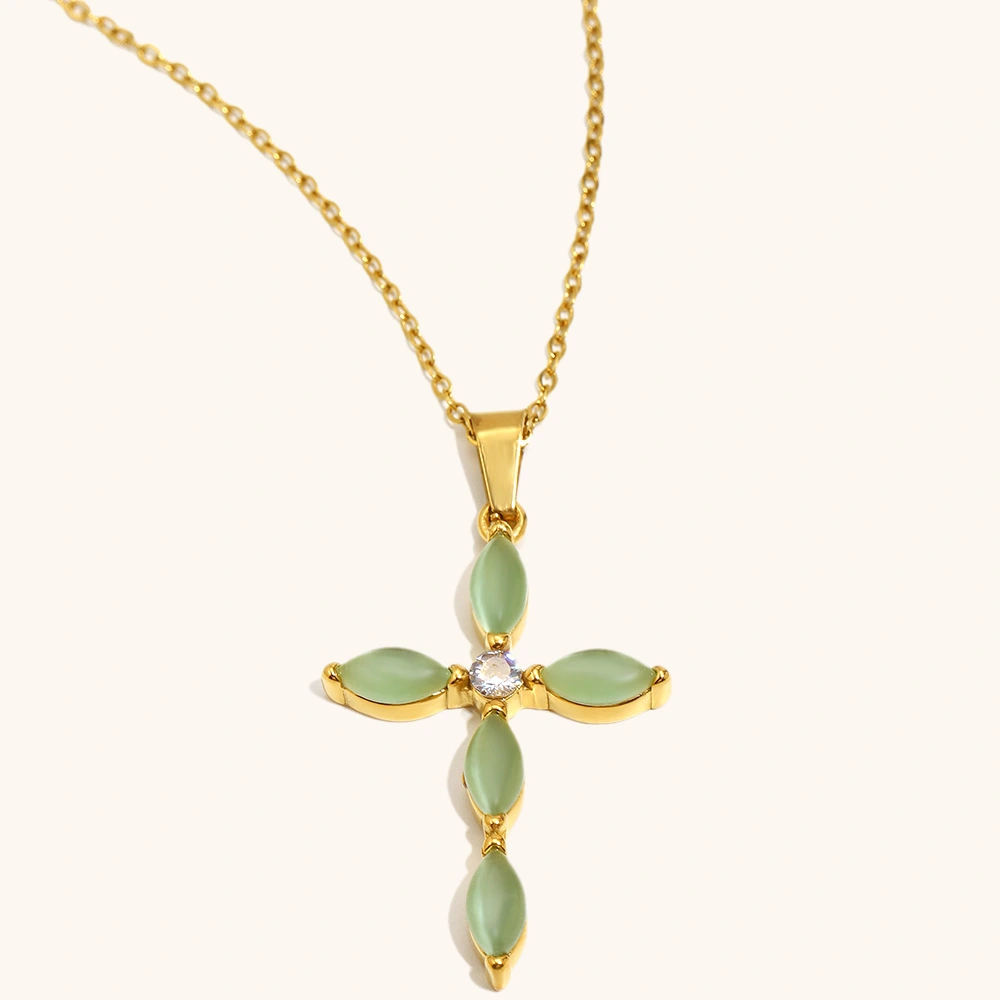 Fashionable Elegant And Unique Pendant Necklace For Women
