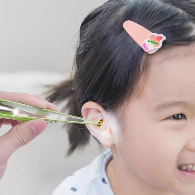 Safe Ear-cleaning Tool With Visual Illumination