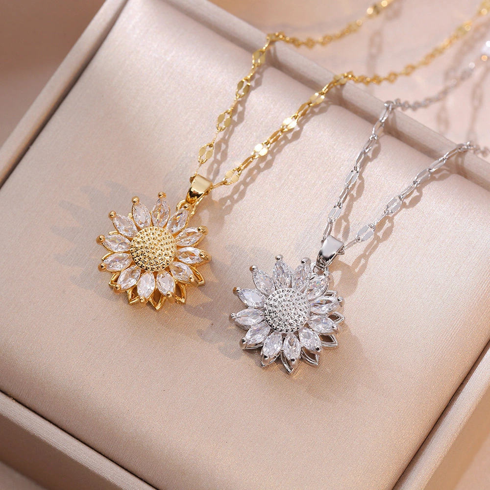 Sunflower Swivel Zirconia Sunflower Niche Design Rotating Fashionable Necklace For Women