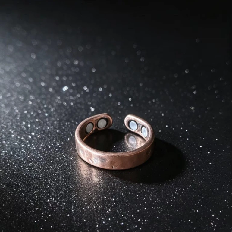 Double-magnet Ring Metal Glossy Surface Creative Jewelry Open-ring Accessory