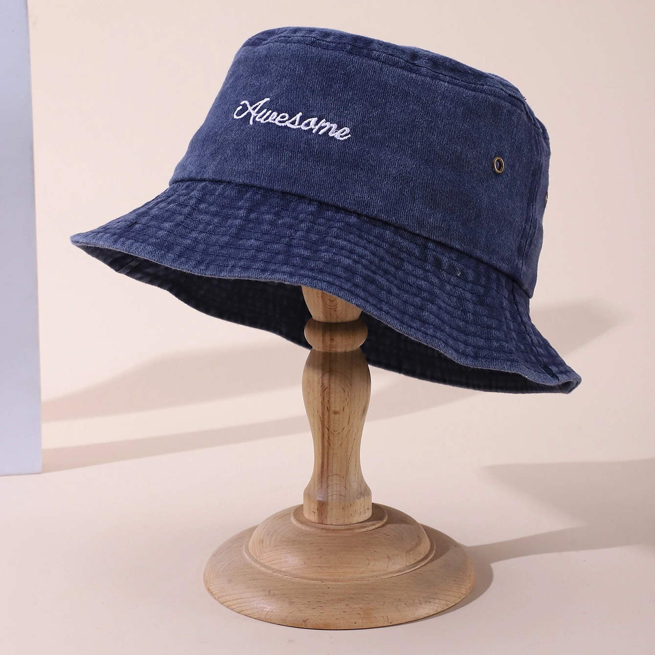 Solid-color Multi-letter Embroidery Adjustable Washable Distressed Retro Simple Fisherman Hat, Suitable For Outdoor Outings And Shopping.