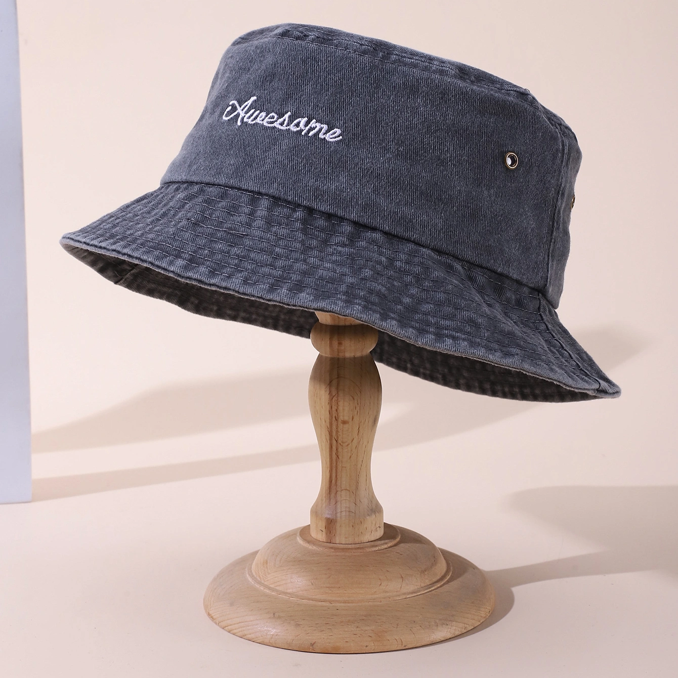 Solid-color Multi-letter Embroidery Adjustable Washable Distressed Retro Simple Fisherman Hat, Suitable For Outdoor Outings And Shopping.