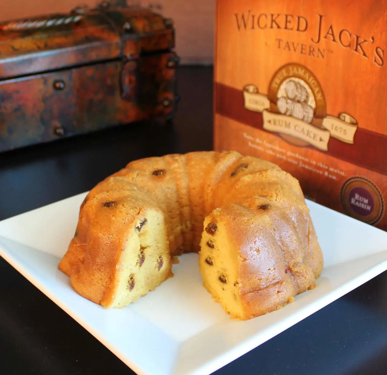 Wicked Jack’s Tavern 20 oz True Jamaican Rum Raisin Cake Gourmet Dessert for Birthdays, Thank You Gifts & Gift Baskets Moist, Rum-Infused Cake