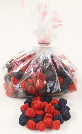 Scott's Cakes Strawberries & Blueberries in a 8 oz. Baby Footprints Bag