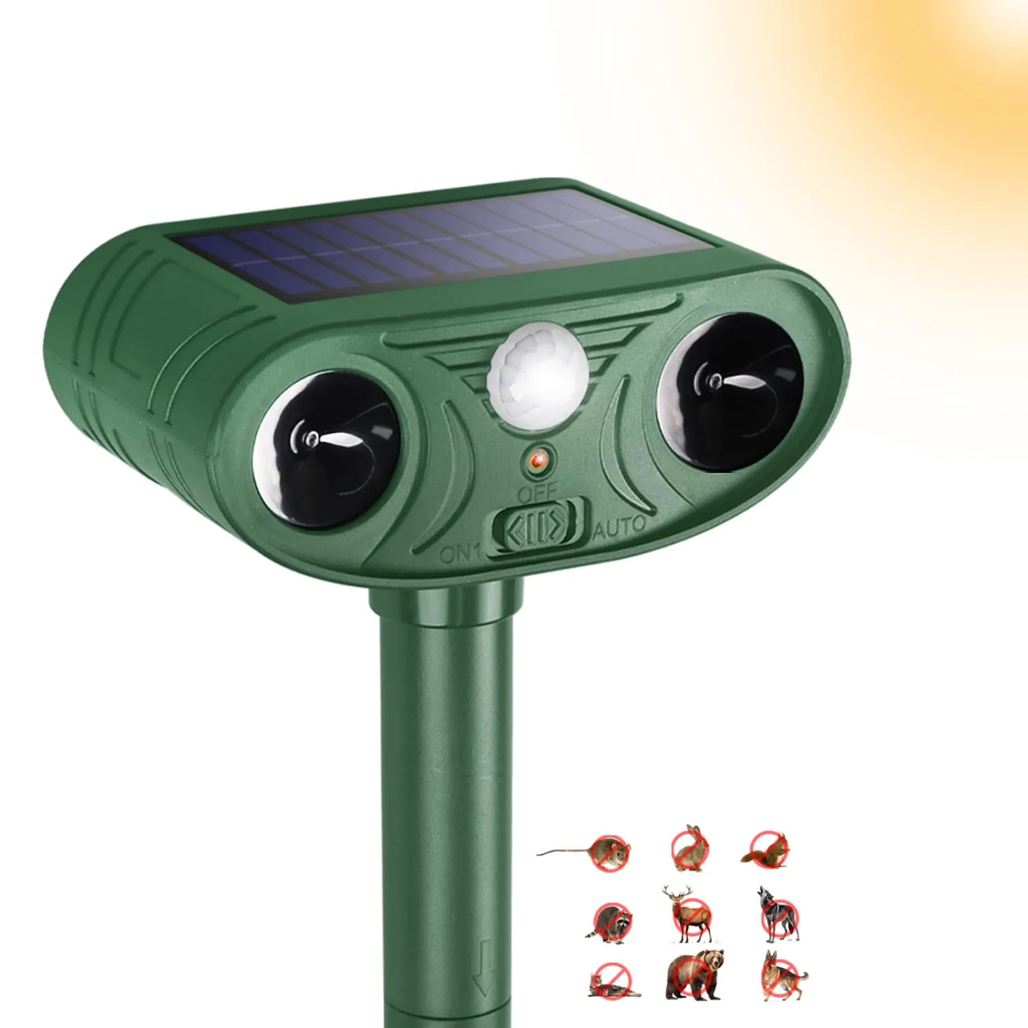 Solar Ultrasonic Animal Repellent Outdoor with Motion Sensor Strobe Light Deer Repellent Devices for Squirrel Rats Snakes Rabbit 25KHZ Silent Deterrent Dual Mode Yard Garden Lawn Pest Control 1pack