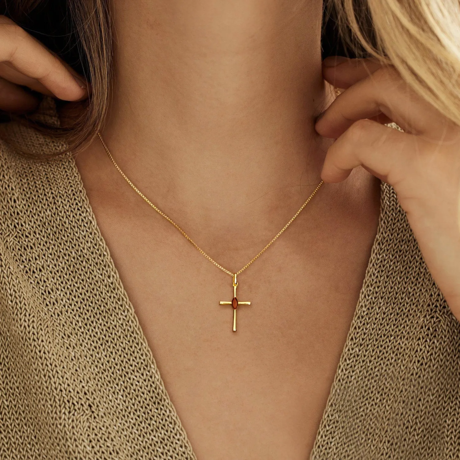 Gold Cross Necklaces For Women,Dainty Birthstone Necklace 14K Gold Plated Cute Cross Pendant Necklaces For Women Trendy Statement Pendant Necklace Fashion Womens Jewelry
