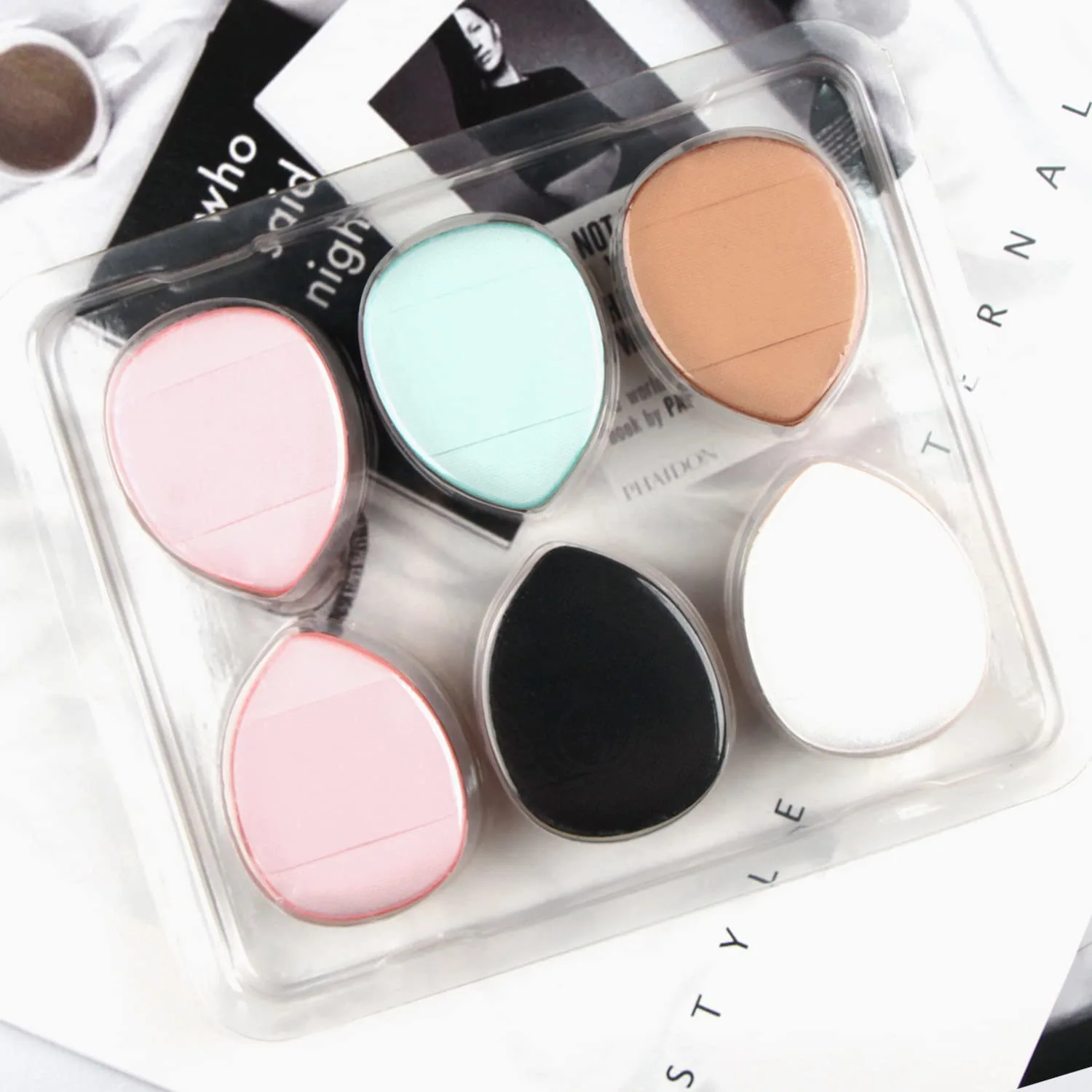 Finger Puff, 12 Pcs Mini Makeup Puff,Suitable For Foundation, Concealer, Eye Shadow,Beauty Makeup Tools (5 Color 1 Set)