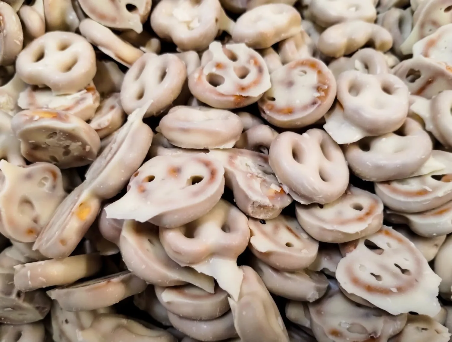 Yogurt Covered Pretzels 1 lb Mini Sweet Salty Gourmet Coated Crunchy Snack