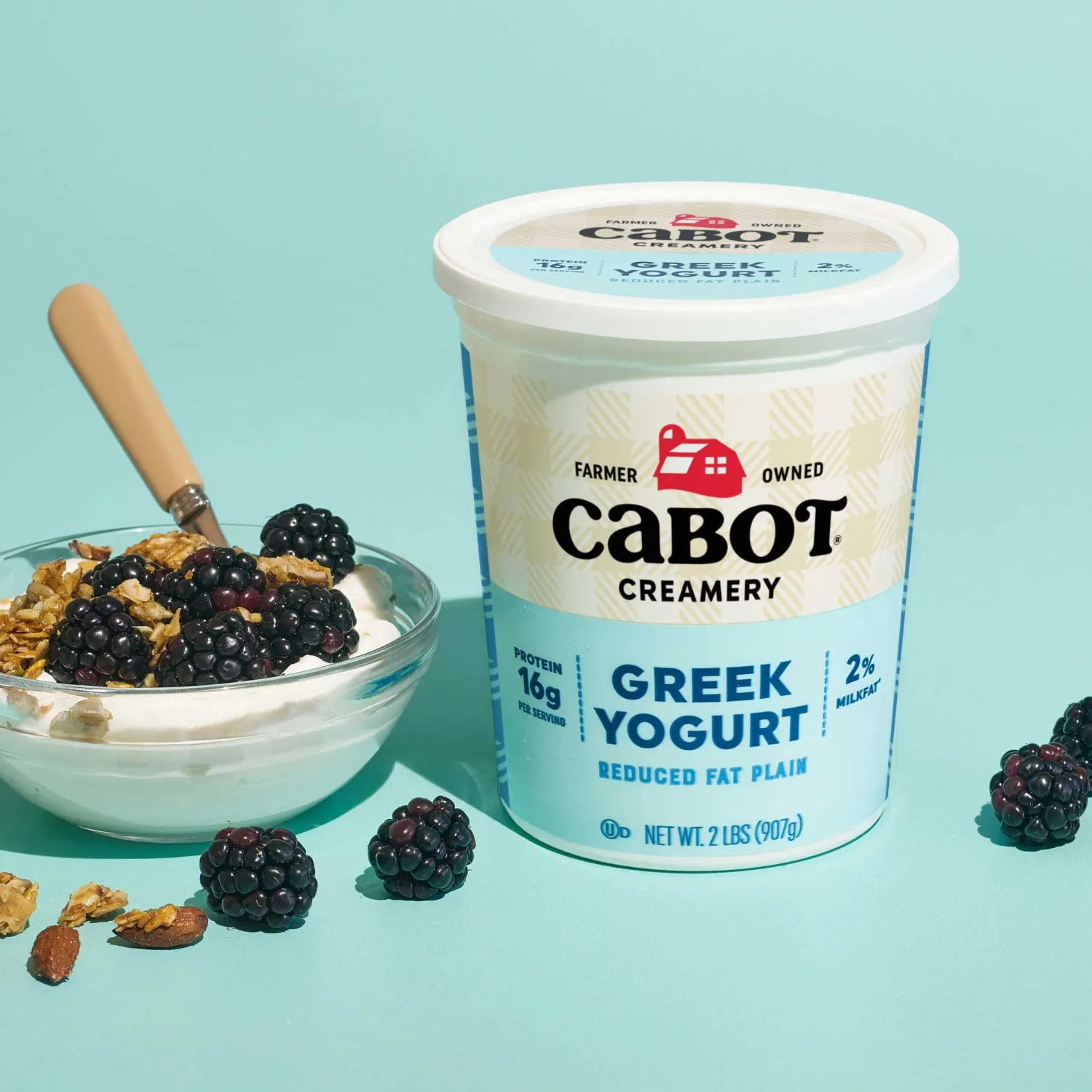 Cabot Creamery Lowfat Plain Greek Yogurt 2 lb