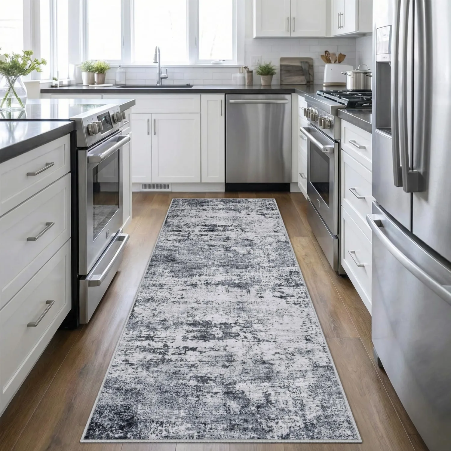 2.6x8 Washable Runner Rug：Modern Abstract Kitchen Soft Carpet Grey | For Hallway, Bedroom, Kitchen, Laundry, Bathroom,Door Mat,Modern Abstract,Machine washable,Non-Slip,Stain Resistant,Indoor