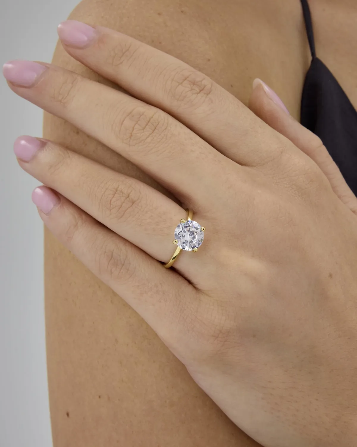 PAVOI 18K Sterling Silver Gold Round Cut Solitare 1.5 CT Moissanite Engagement Rings for Women - Moissanite Wedding Band for Women - Stone Promise Rings