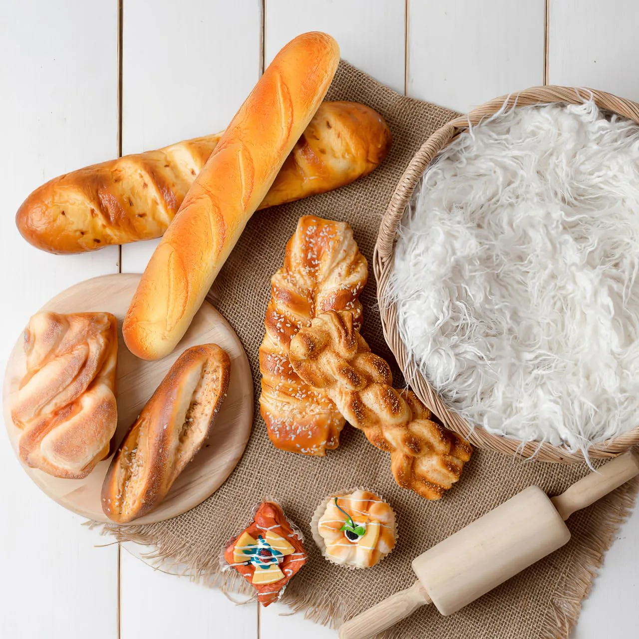 Fake Bread 13.7 Inch Lifelike Artificial Baguette Bread Fake Long Loaf Simulation Food Model Realistic Faux Prop Food for Photography Kitchen Bakery Window Display