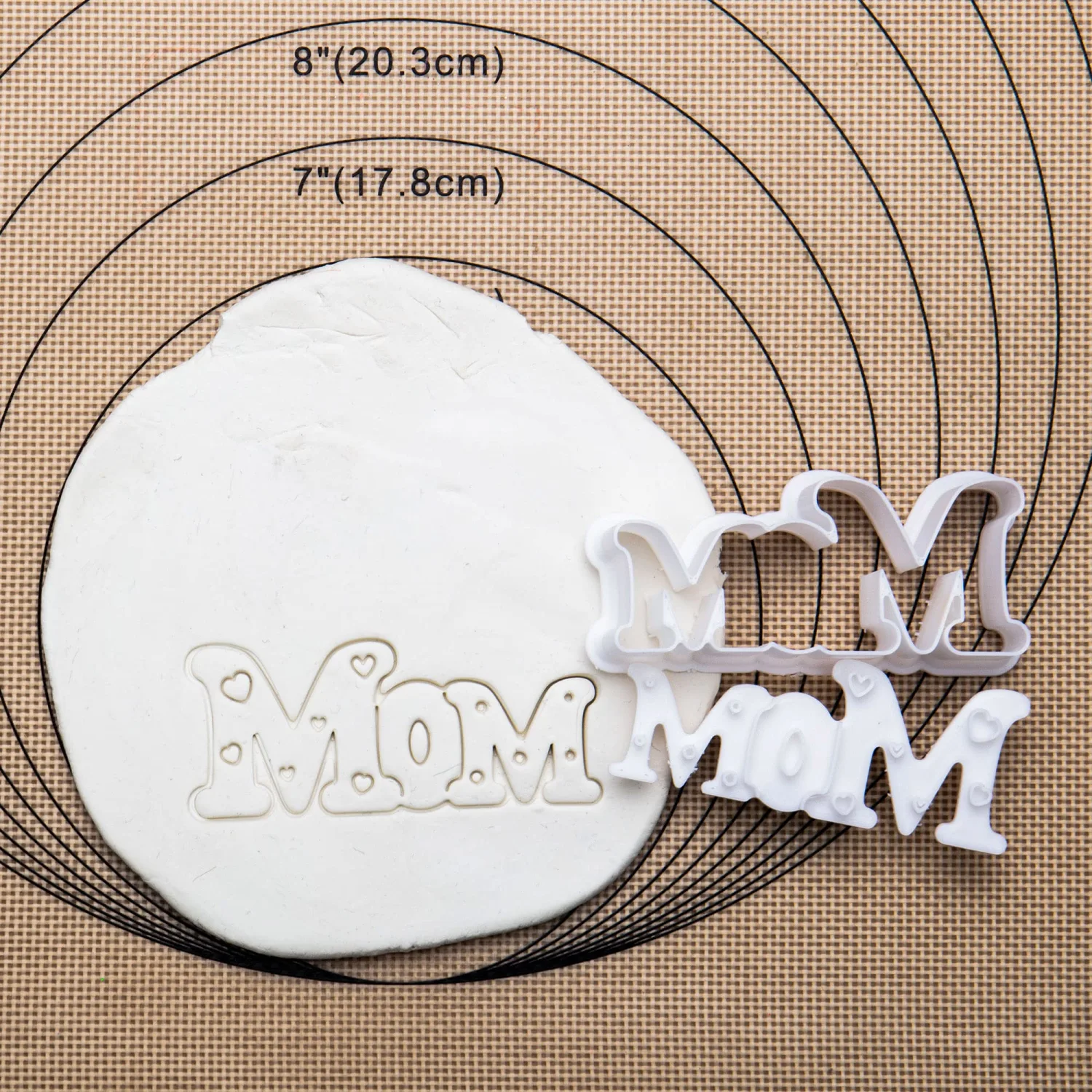 Cookie Cutter Mom Mothers Gifts Baking Fondant Molds with Plunger Stamps Handle Detailed Cake Decor PLA Cutter Molds Party 3.5" Kitchen Supplies