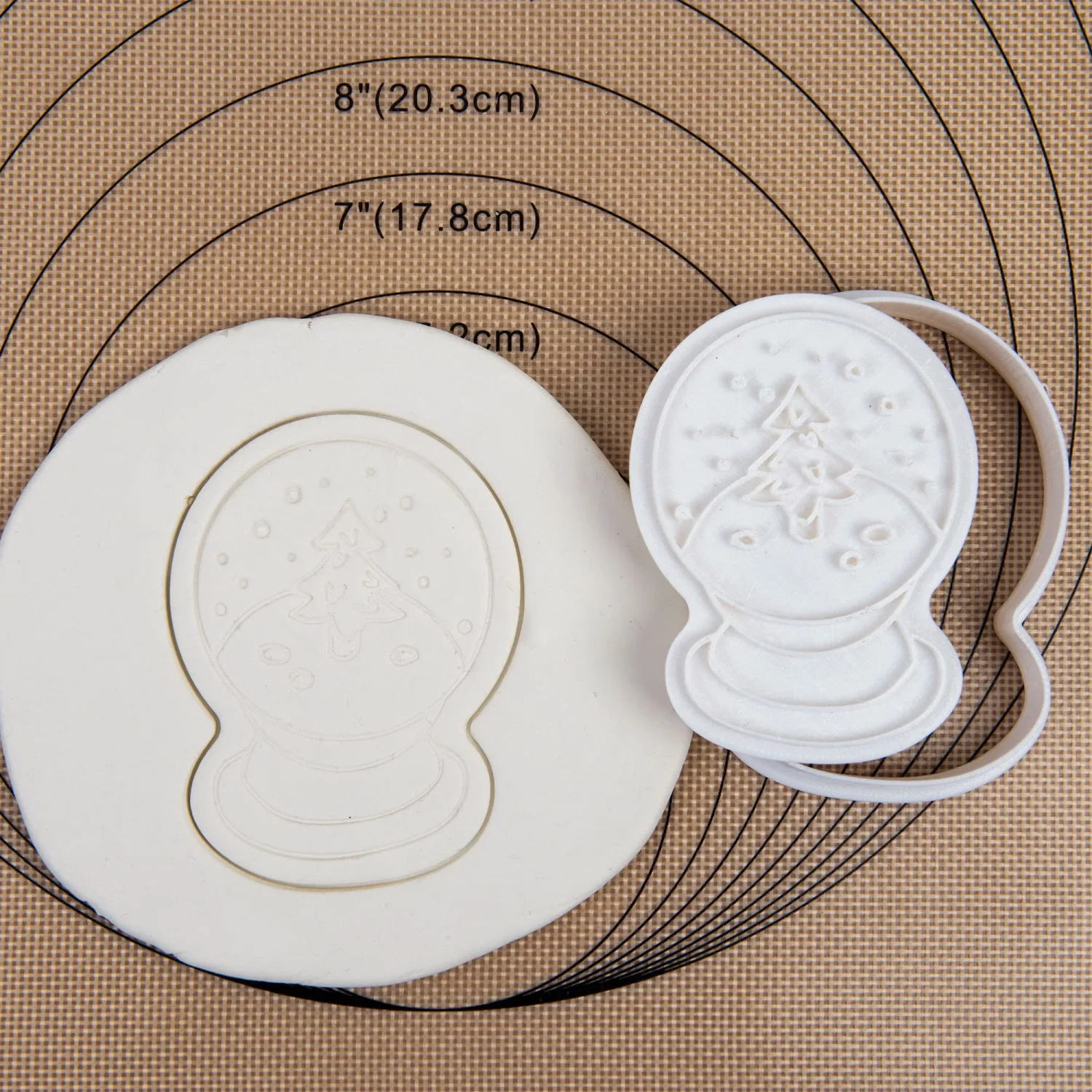 Christmas Dreamy Snowglobe Cookie Cutter and Embosser Set Detail 3" Baking Mold