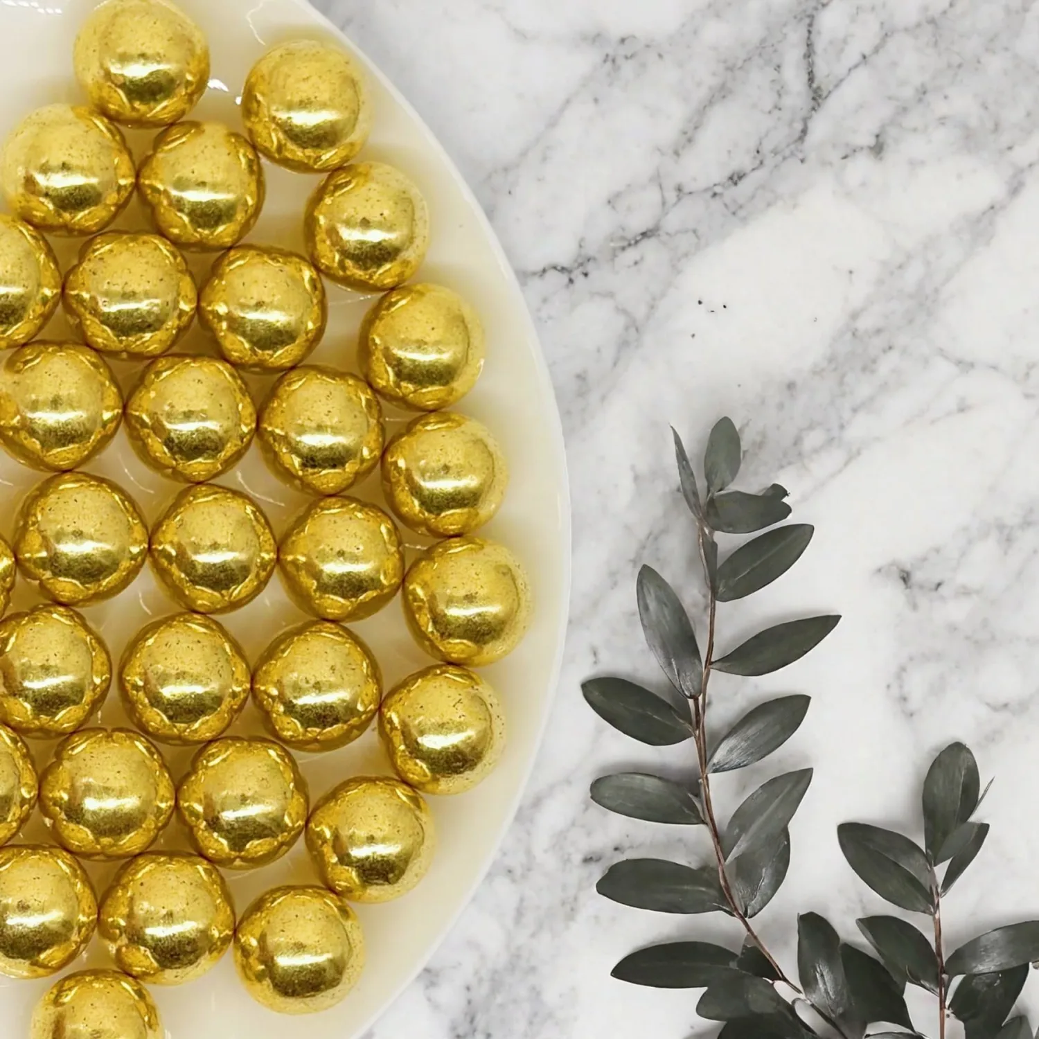 14mm Edible Super Gold Pearl Sugar Sprinkles Candy Mini Pearls Cake Decorations Cupcake Toppers Cookie Decorating Perfect for Wedding Party Valentine Halloween Christmas Supplies 3OZ