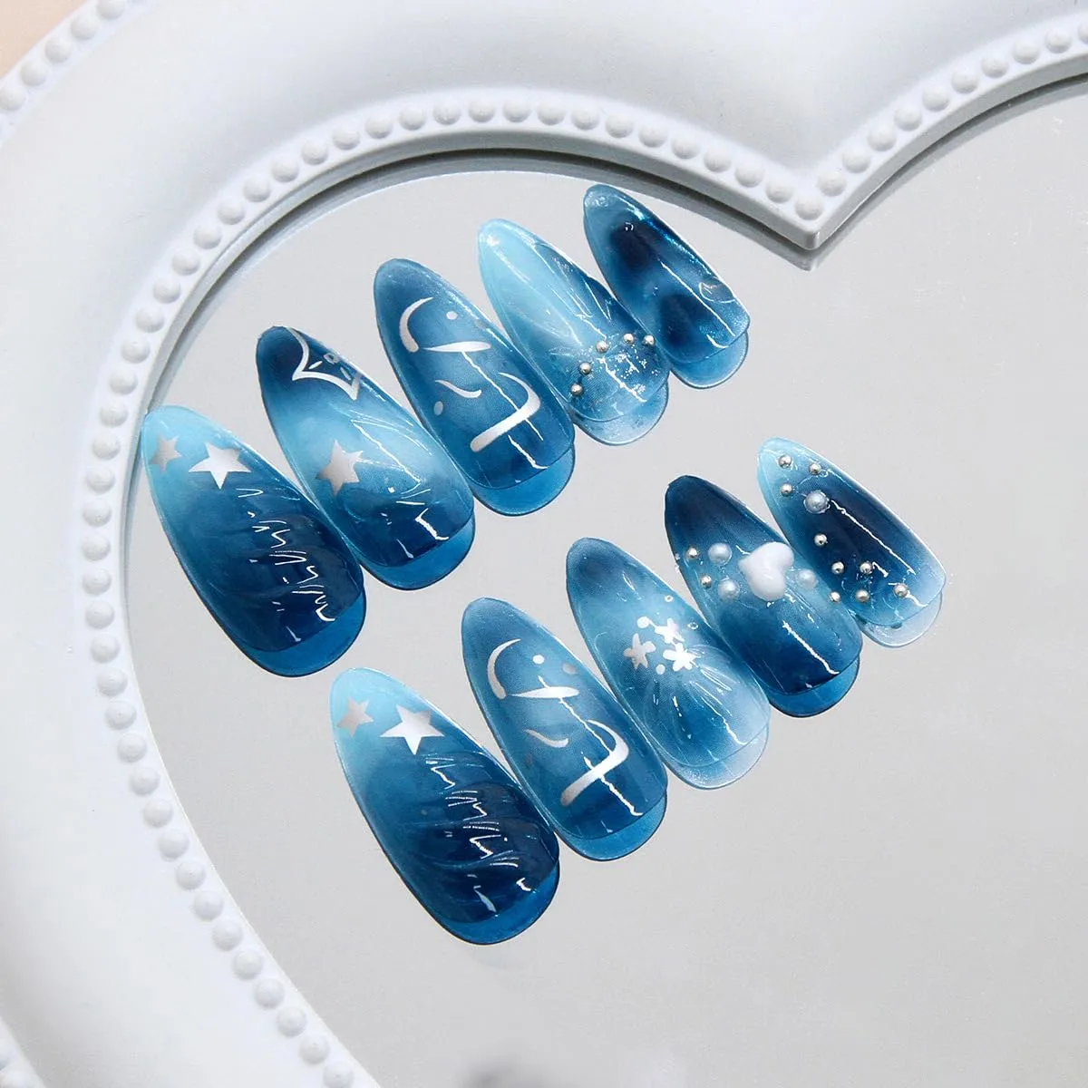 24 Pcs Blue Ombre Press on Nails Short Almond Nail Tips,YEFIUO Acrylic Nail Kit Fake Nails Press ons Glue on Nails 3D Heart Silver Texture Artificial False Nails Stick on Nail Art Design for Women
