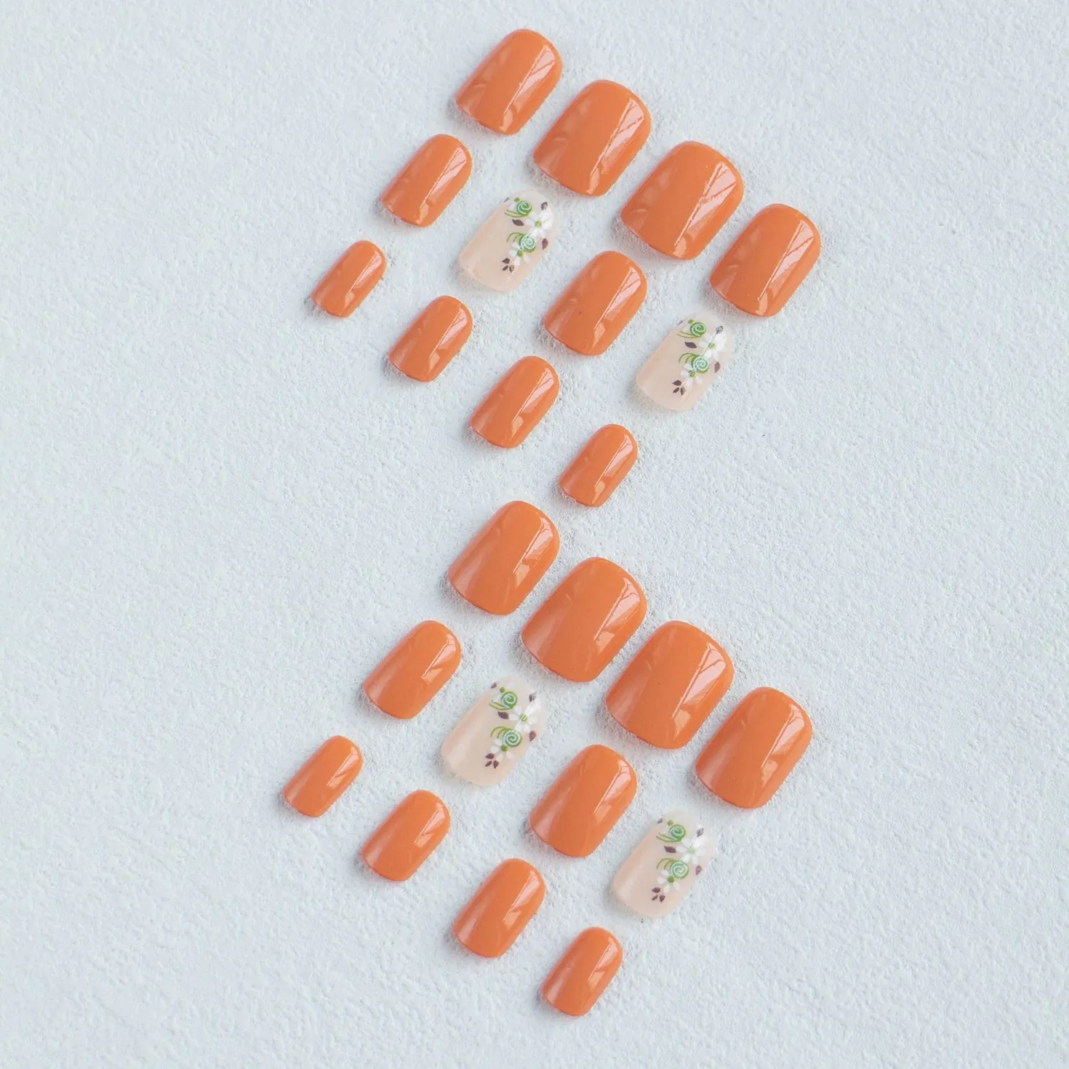 Amber Press on Nail Fall Short Fake Nail with Flower Designs Square Shaped False Nails Cute Acrylic Stick on Nail Autumn Glue on Glossy Artificial Nails Reusable Nails for Women 24Pcs
