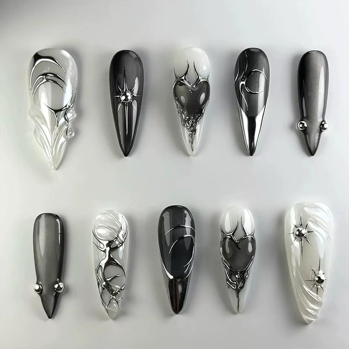 Y2K Press On Nails Medium Almond Gothic Black Style Silver Sparkling Star