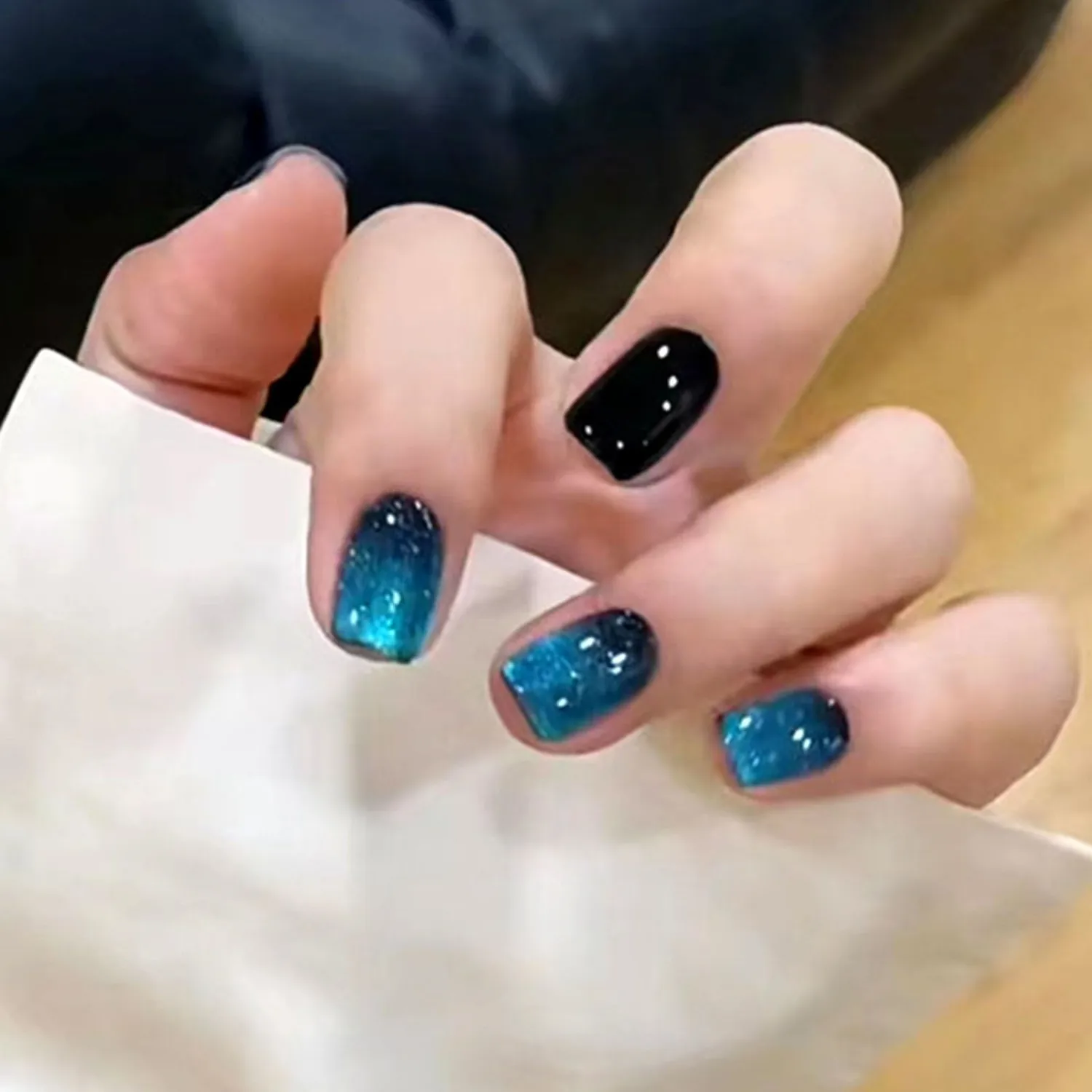 Glue on Nails Short Cat Eye Press on Nails Square Color Changing Fake Nails Black & Blue Full Cover Acrylic Nails Glossy & Glitter False Nails Petite Artificial Nails for Women 24 Pcs