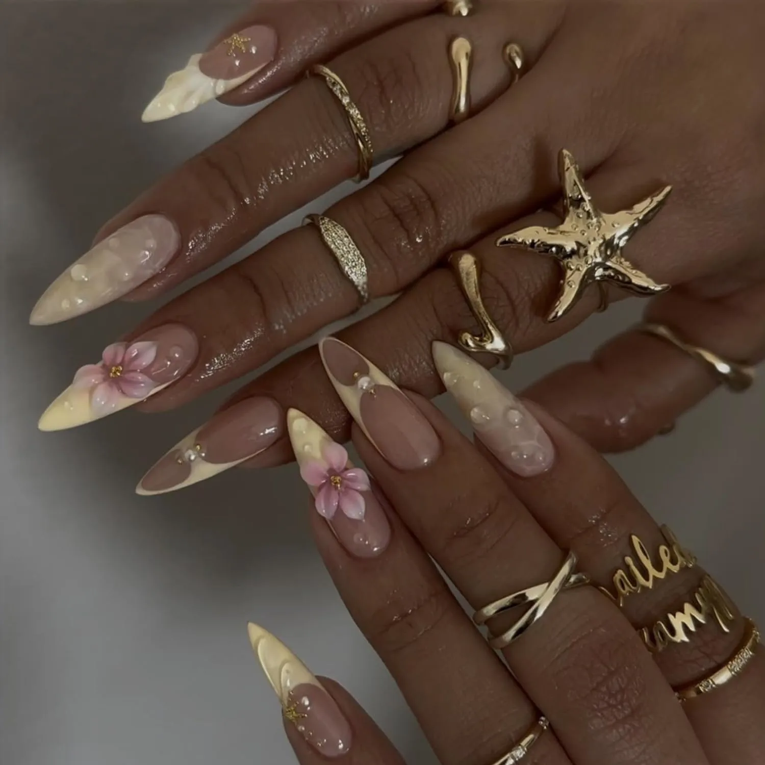 3D Pink Press On Nails Almond Medium - Nude & Cream Fake Nails with 3D Flower & Starfish Gold Bead Designs,French Tip Acrylic Nails with Pearl Bubbles for Women, 24Pcs Nail Kit Reusable