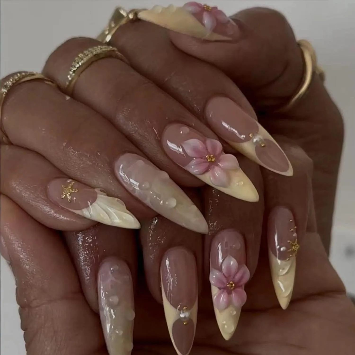 3D Pink Press On Nails Almond Medium - Nude & Cream Fake Nails with 3D Flower & Starfish Gold Bead Designs,French Tip Acrylic Nails with Pearl Bubbles for Women, 24Pcs Nail Kit Reusable