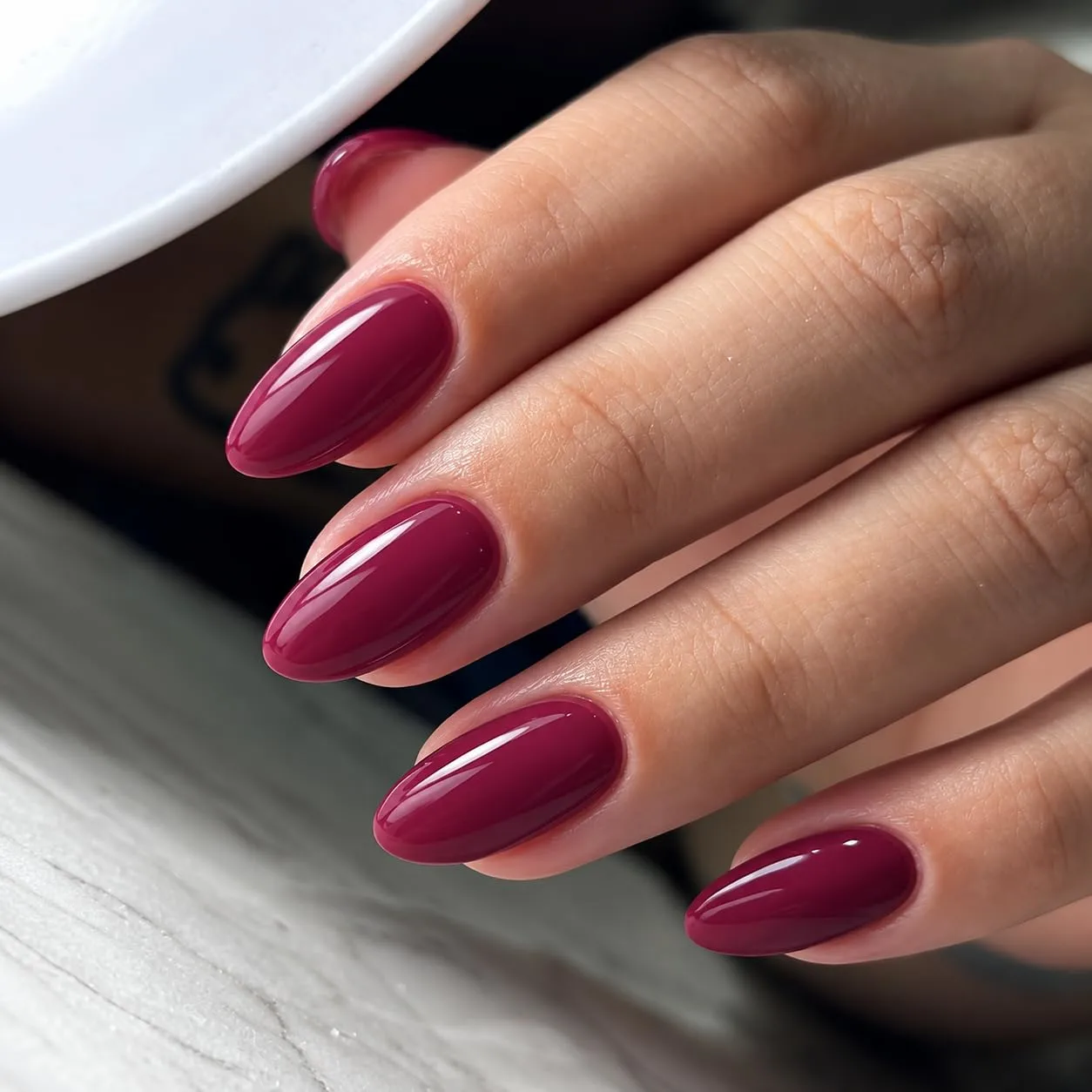 UNA GELLA Dusty Mauve Press On Nails Short Almond, 32 Pcs in 16 Sizes