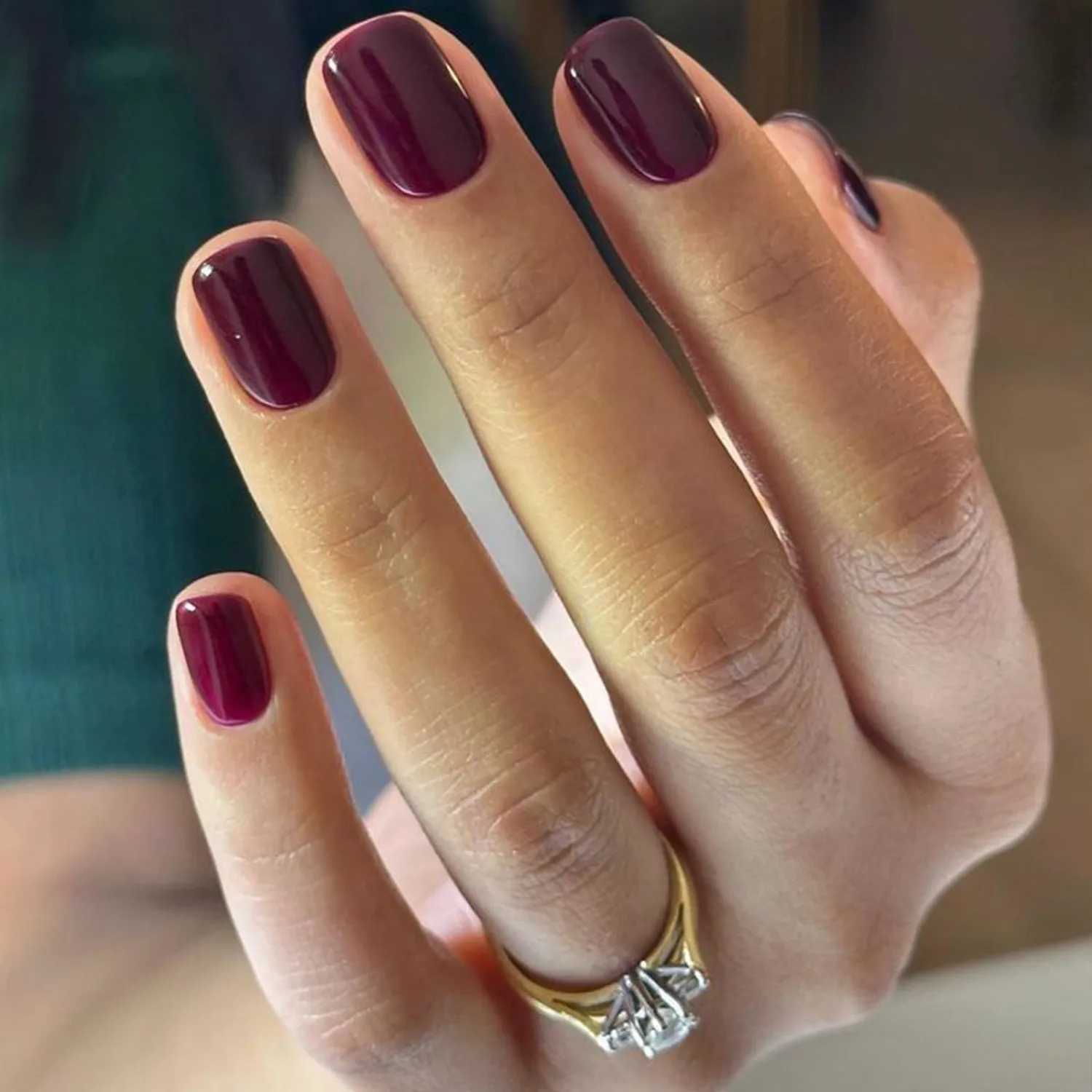 UNA GELLA Short Squoval Press On Nails Dark Purple 32Pcs 16Sizes Fake Nails