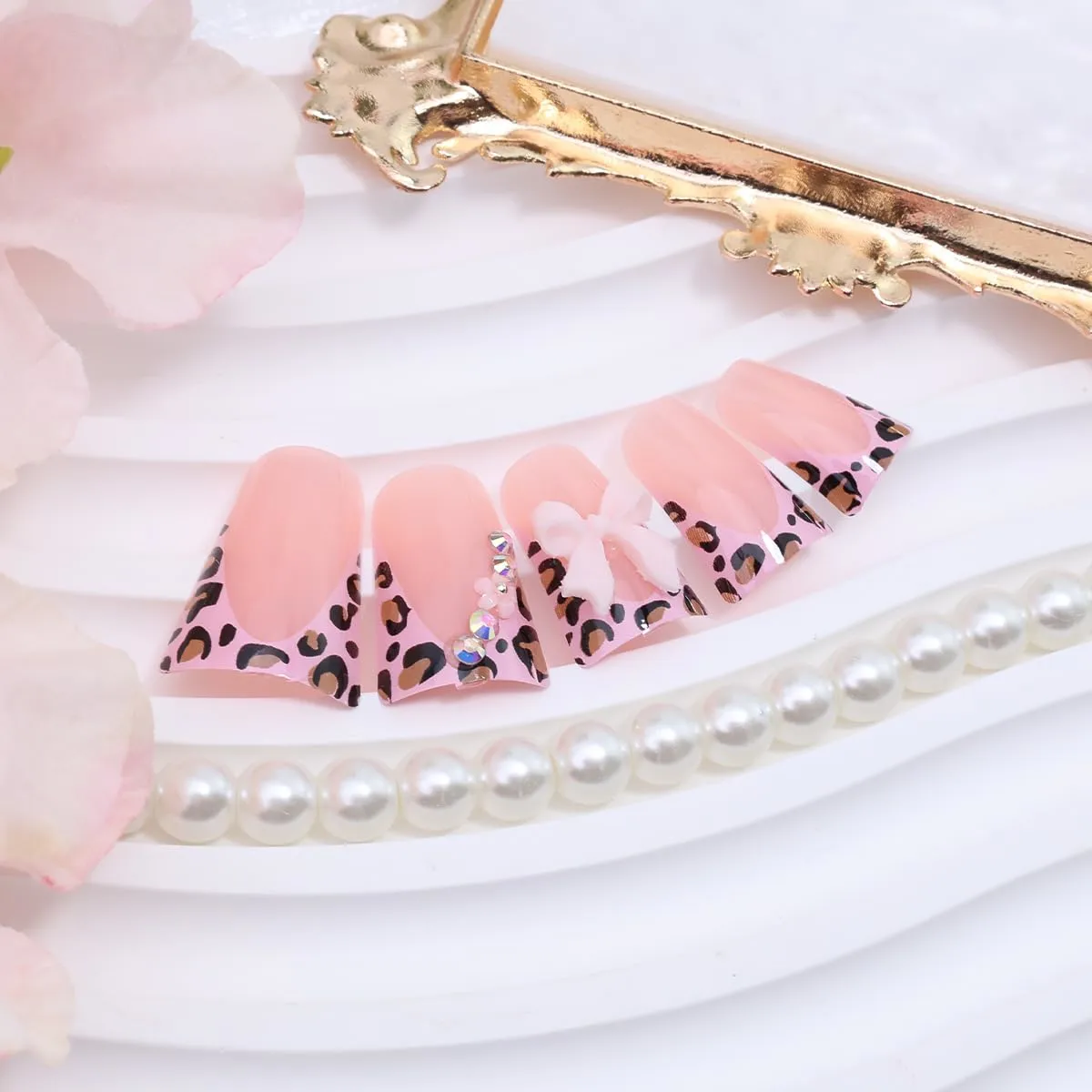 24Pcs Pink Duck Press on Nails Short Square Fake Nails Leopard Print French Tip False Nails with 3D Bow Flower Rhinestones Design Glossy Artificial Stick on Nail Full Cover Glue on Nails for Women DIY