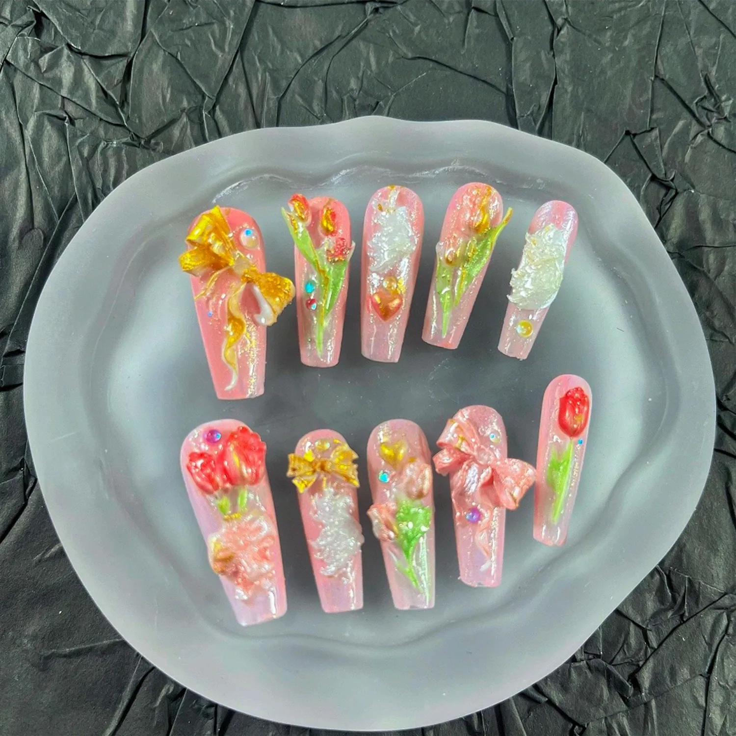 Press on Nails Handmade Nails 10Pcs Fresh Style Hand Embossed Pink Manual Press on Nails for Women Party Holiday Photo 33mm Long Size M