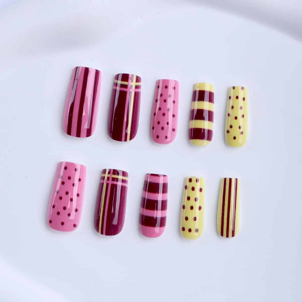 Pink Press on Nails Square Long Polka Dot Press on False Nails Y2K Punk Style Stick on Nail for Women 24pcs