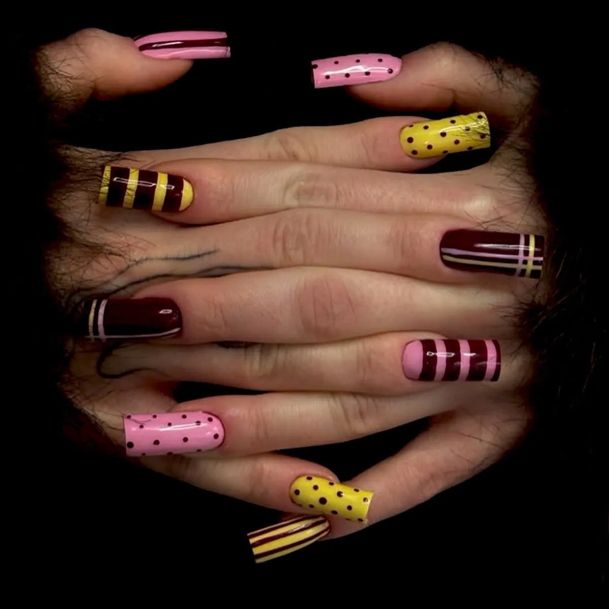Pink Press on Nails Square Long Polka Dot Press on False Nails Y2K Punk Style Stick on Nail for Women 24pcs