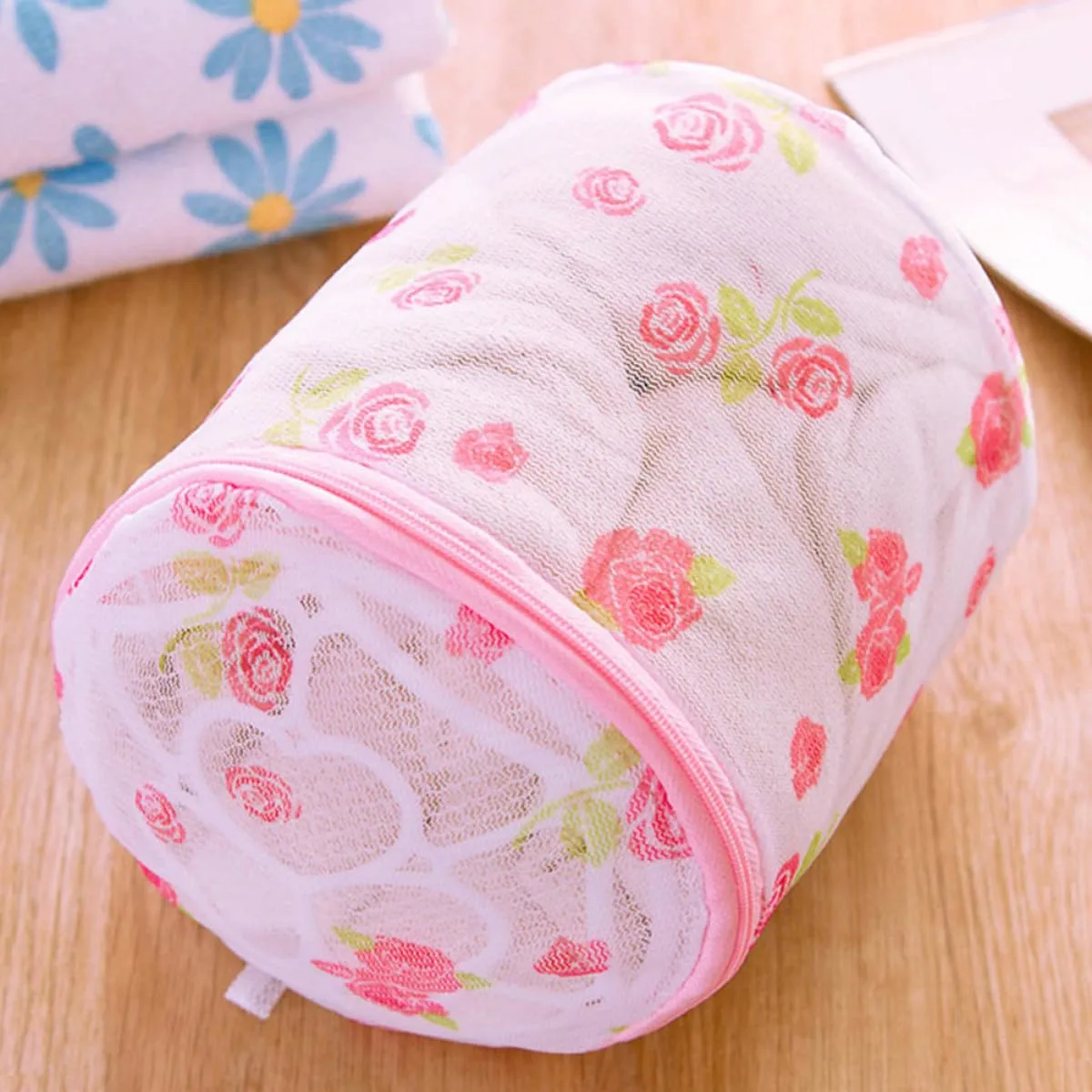 4 Pack Mesh Bra Laundry Bags with Zipper for Delicates