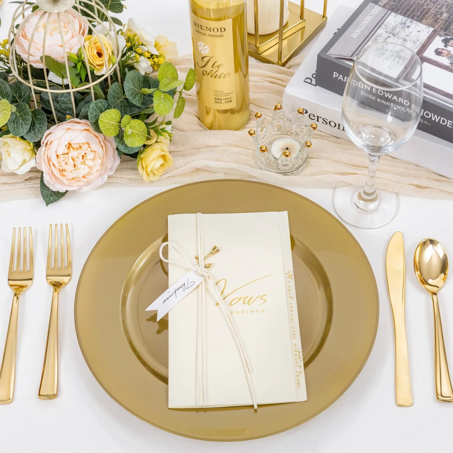WDF 25Pack Gold Charger Plates Plastic for Wedding